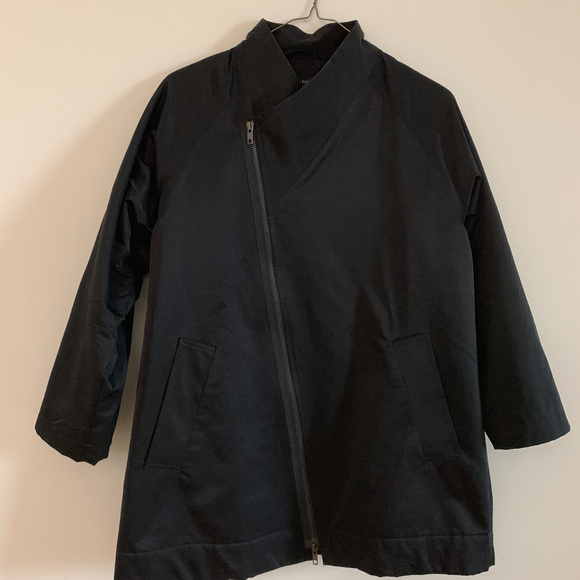 Black jacket - Picture 1 of 1